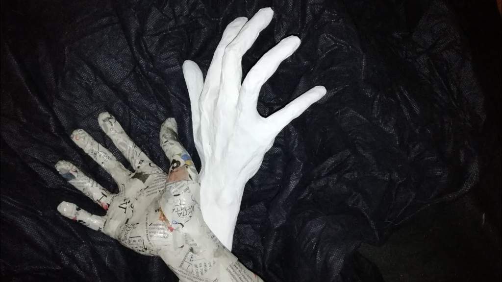 papie mache hand craft